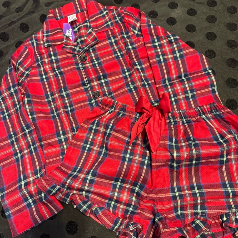 Sugar & Jade (children’s place tween line)Girls Christmas Plaid Tartan Pajamas